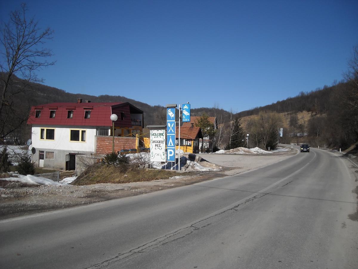Motel Sretno Good Luck Trnovo Eksteriør billede