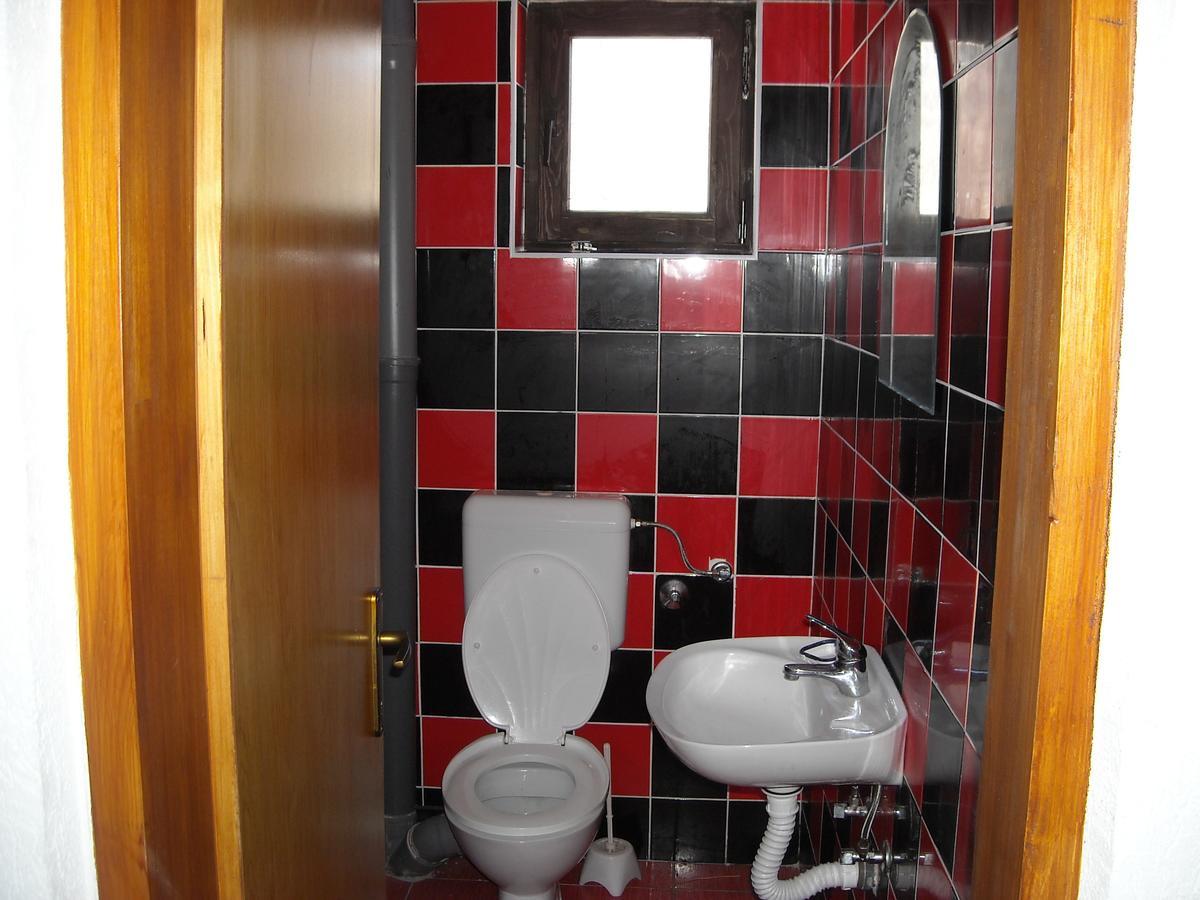 Motel Sretno Good Luck Trnovo Værelse billede